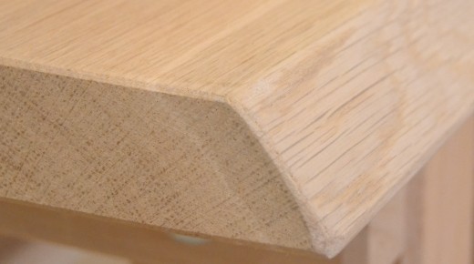 Záhradný drevený stôl vyrobený z masívu 4,5 cm