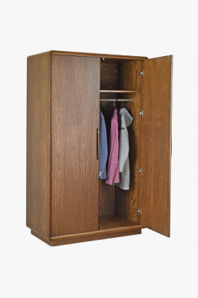 2 dveřová skříň barva ořech, Lisabon , Šatní skříně- 1 2