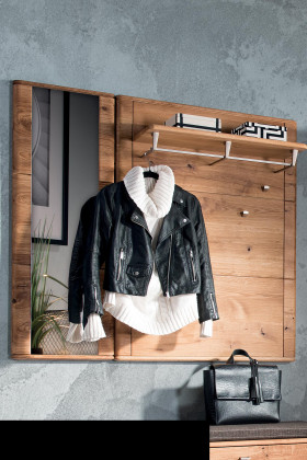 Zrkadlo s dubovým rámom, Texas 51 2