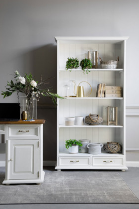 Knižnica v provensálskom štýle