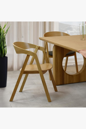 Stohovatelná dubová židle - celodřevěná , Jídelní židle- 1 2