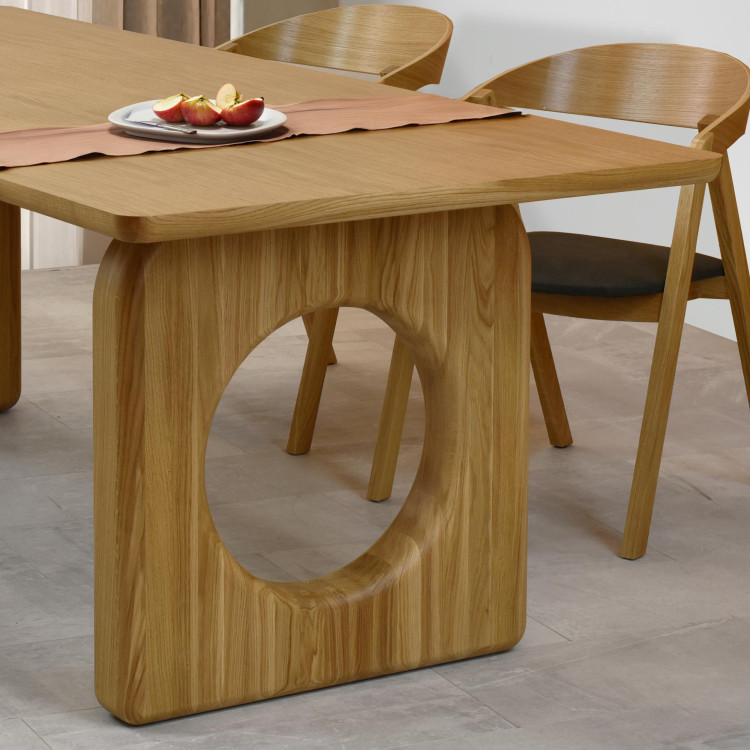 Jídelní stůl dub 220 x 95 cm a 4 dubová křesla