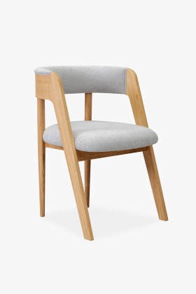 Luxusní dubové křeslo v šedě látce