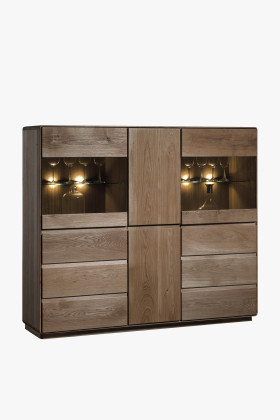 Luxusný sekretár do jedálne, Helsinki 47 DP