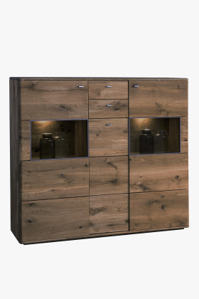 Vysoká a dlhá komoda s dvoma presklenými oknami, Typ 47 DP