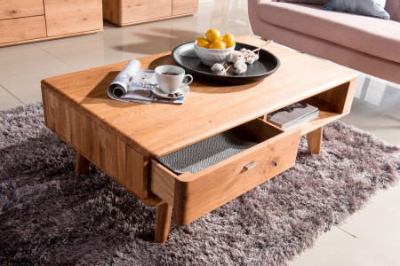 Nízká komoda s jednou prosklenou částí z dubu ON