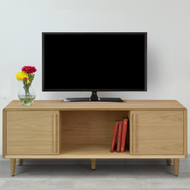 Tv komoda v barvě dub bílý na nožičkách