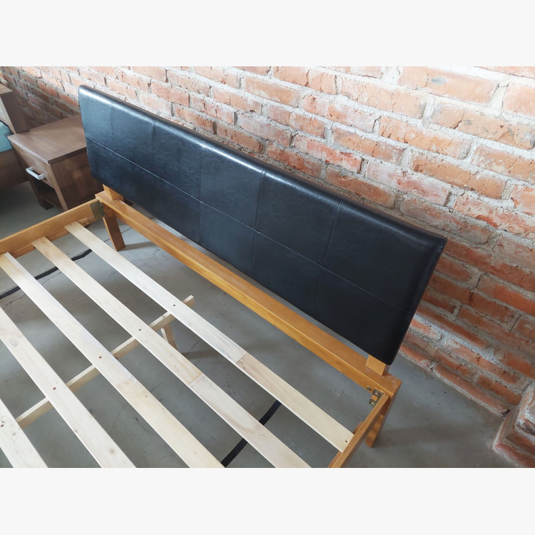 Manželská postel 160 × 200 cm