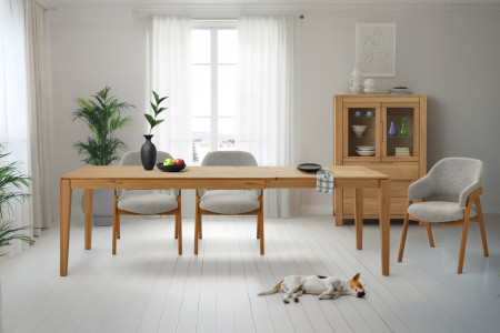 Dubova židle v šedé barvě