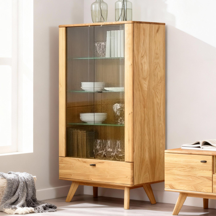 Dvoudveřová masivní vitrína na nohou