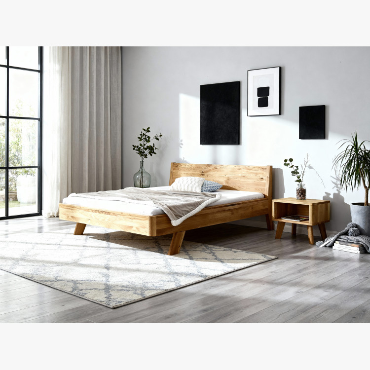 Dubový noční stolek Marina