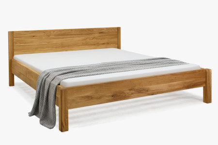 Dubová postel z masivu 180 x 200 cm