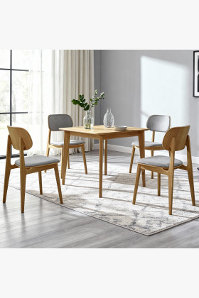 Čtvercový dubový jídelní stůl do kuchyně se 4 židlemi z masivního dřeva