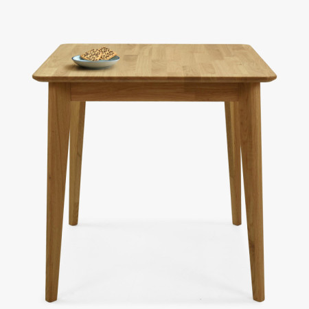 Štvorcový dubový jedálenský stôl do kuchyne so 4 stoličkami z masívneho dreva