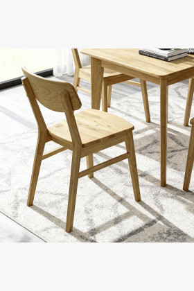 Drevená stolička z dubového dreva 2