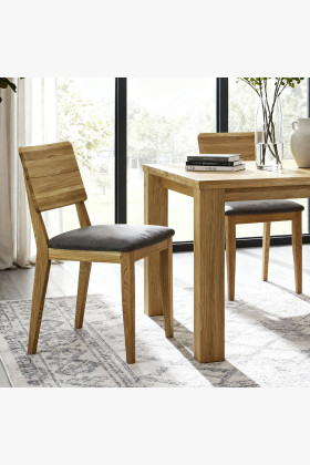 Dubový stôl 180 x 90 cm a 4 ks drevené stoličky 2