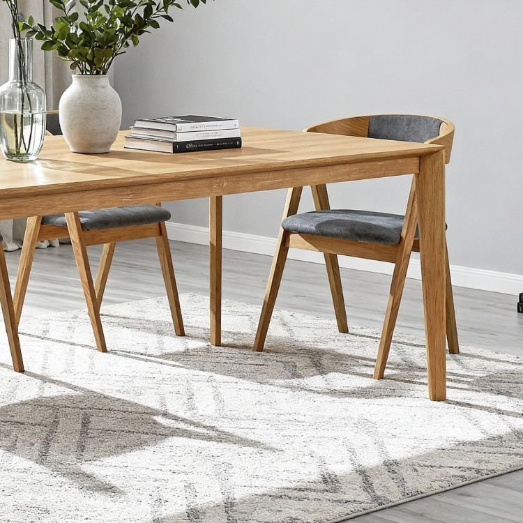 Súprava dubový stôl a stoličky 4 ks