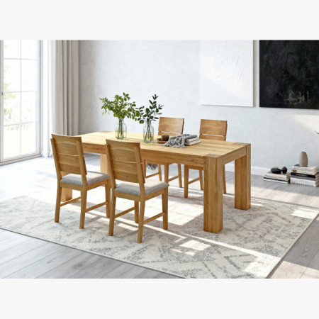 Masívny dubový jedálenský stôl 220×100 cm so 4 škandinávskymi stoličkami