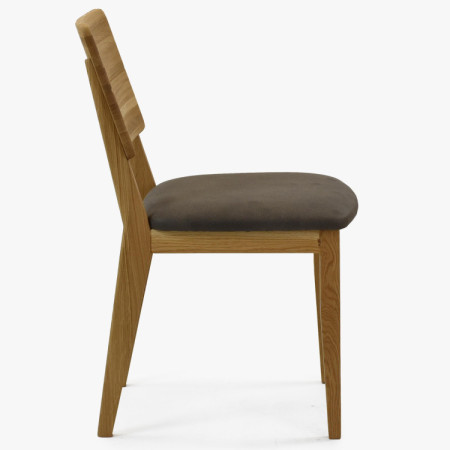 Masívny dubový jedálenský stôl 180×100 cm so 4 čalúnenými stoličkami