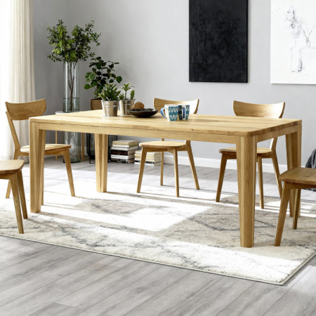 Jídelní sestava z dubového masivu – stôl York a drevená stolička Eva