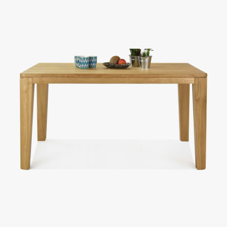 Jídelní sestava z dubového masivu – stôl York a drevená stolička Eva