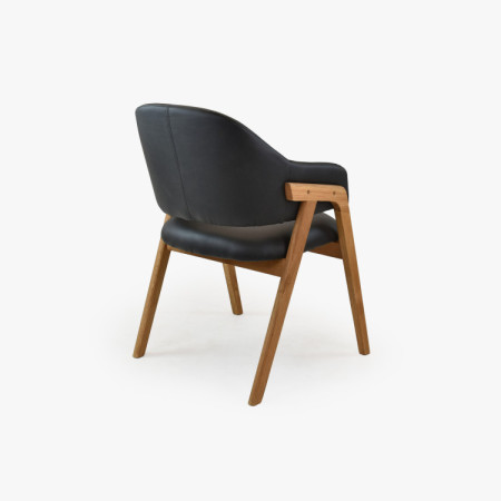 Dubový jedálenský stôl oválny 180 × 90 cm a stoličky Beny čierna