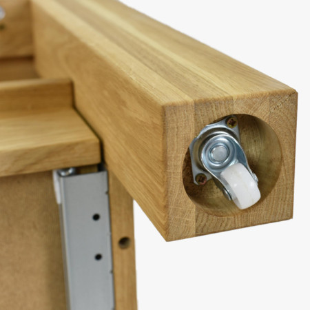 Drevený dubový konferenčný stolík s policou