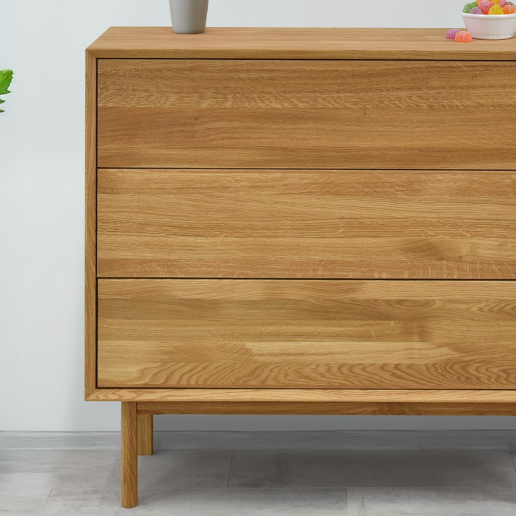 Dubová komoda so zásuvkami Oslo II na nožičkách