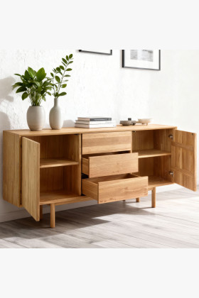 Masívna komoda z dubu s nožičkami, zásuvkami a dvierkami Oslo II 2