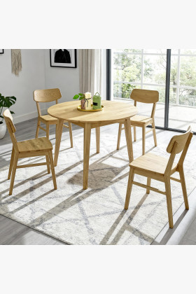 Jídelný set Janov & Vilnus – masívny dubový stôl a celodrevené stoličky