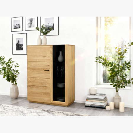 Dvojdverová dubová vitrína s presklenými dvierkami