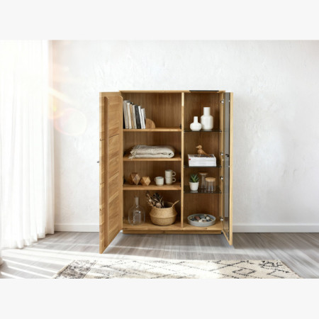 Dvojdverová dubová vitrína s presklenými dvierkami