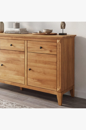 Dubová komoda s dvierkami v rustikálnom štýle 2