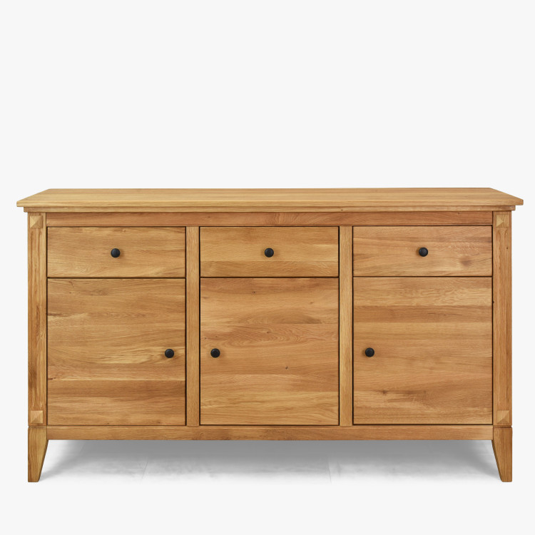 Dubová komoda s dvierkami v rustikálnom štýle