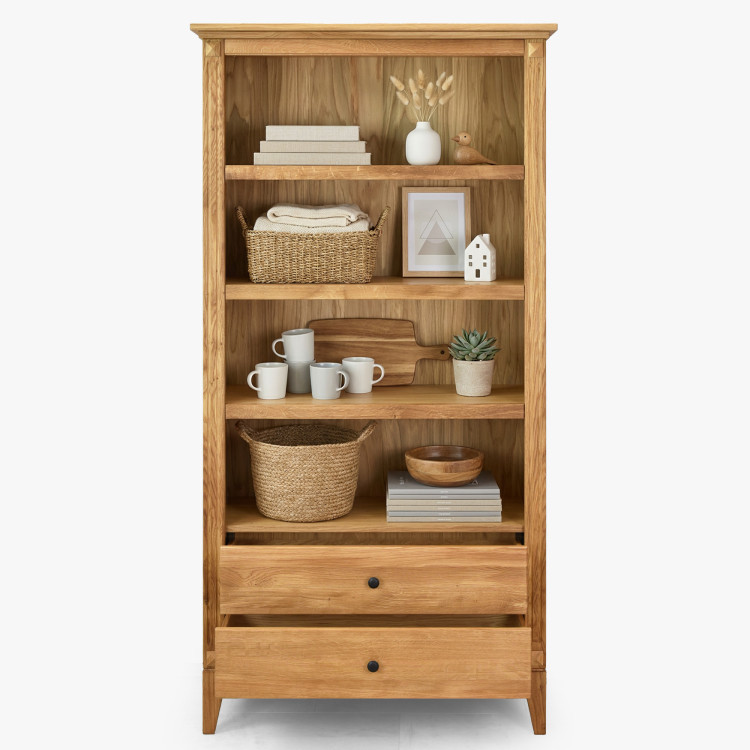 Dubový regál v rustikálnom severnom štýle