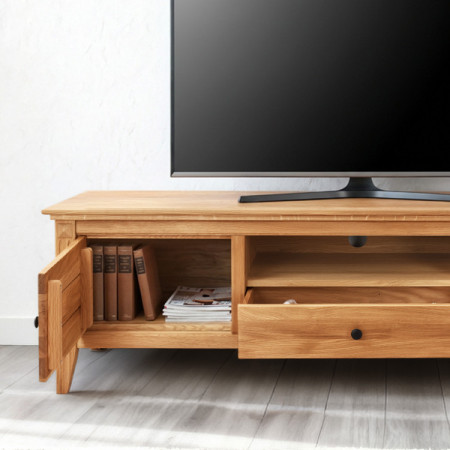 Súprava nábytku do obývacej izby v rustikálnom severskom štýle z duba