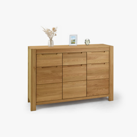 Dubová komoda s dvierkami a zásuvkami