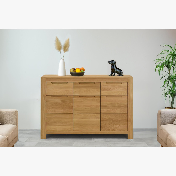 Dubová komoda s dvierkami a zásuvkami