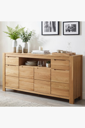 Dlhá dubová komoda do spálne