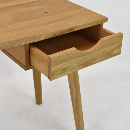 Dubový pracovný stôl, model Juraj