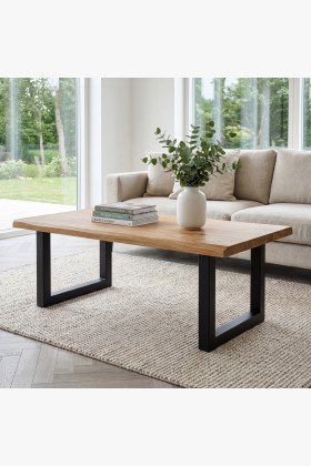 Dubový konferenčný stolík s kovovými nohami