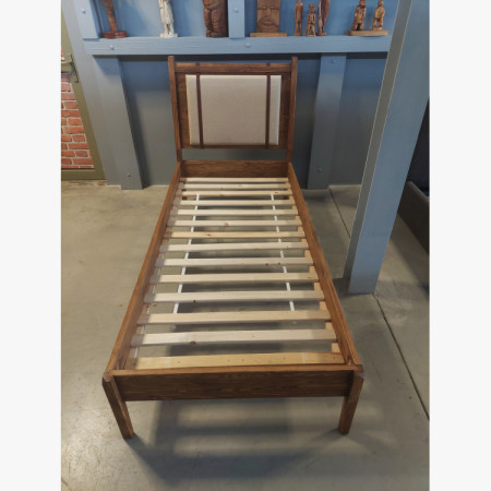 Jednolôžková posteľ 90 × 200 cm – masívna borovica