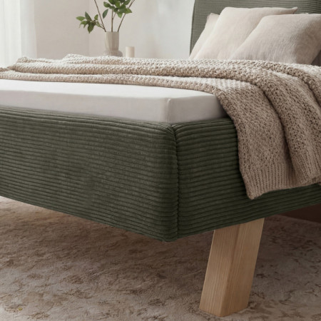 Manželská látková posteľ na nohách v zelenej farbe 180 x 200