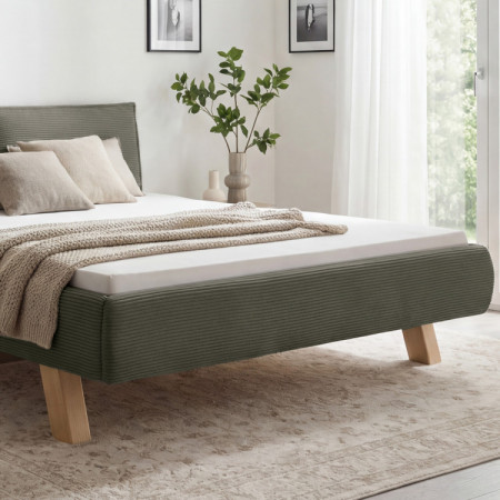 Manželská látková posteľ na nohách v zelenej farbe 180 x 200