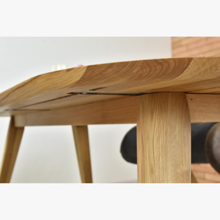 Oválny jedálenský stôl z masívneho dubu, Otawa 180 x 90 cm