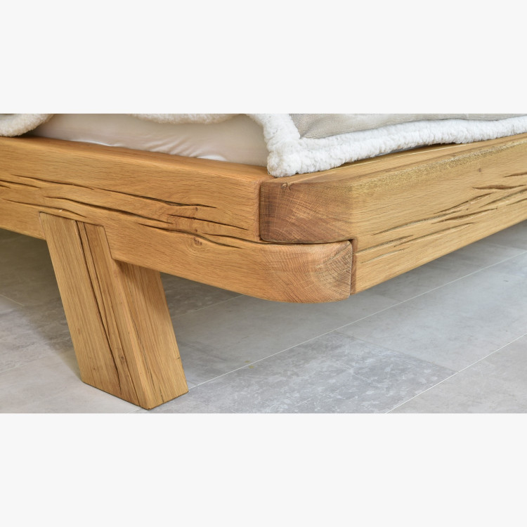 Dubová luxusná posteľ Mia 200x200 cm z masívnych trámov