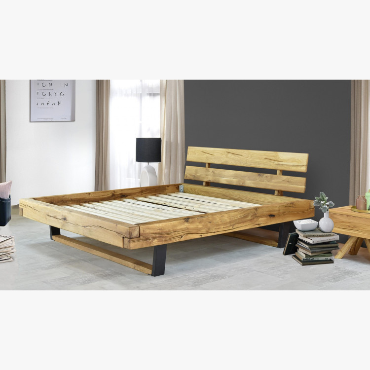 Moderná posteľ z masívu dub na nohách, Laura 200 x 200 cm