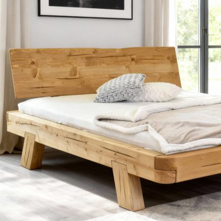 Posteľ z trámov MIA smrek 160x200 cm s zaoblenými rohmi