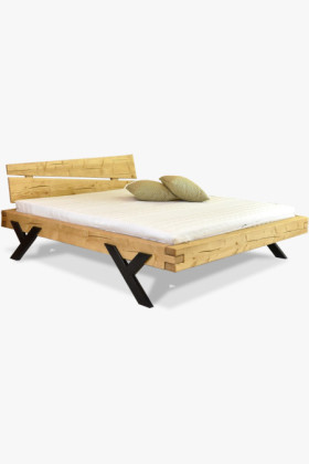 Designová posteľ z trámov, oceľové nohy v tvare Y, 180 x 200 cm