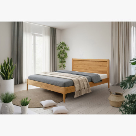 Manželská posteľ na nohách z dubu 180 x 200 cm, praha